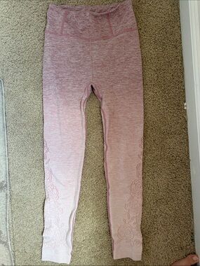 CALIA by Carrie Underwood Pink Ombre Floral Leggings